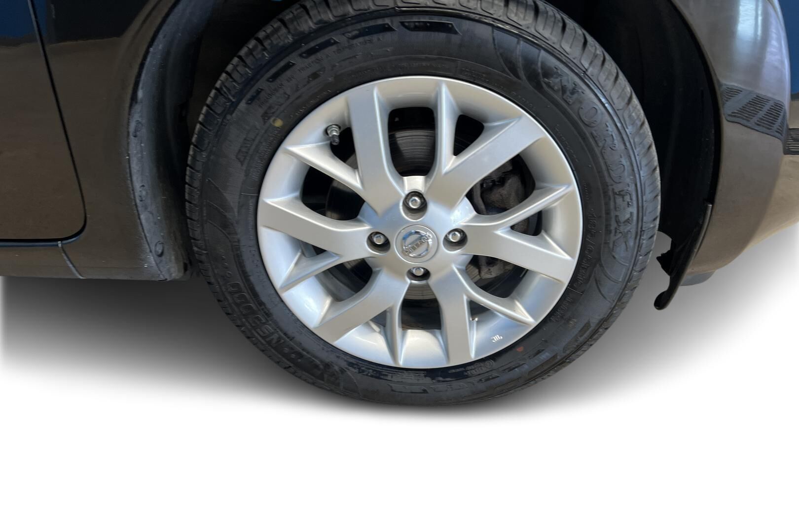 Nissan Note iso kuva 12