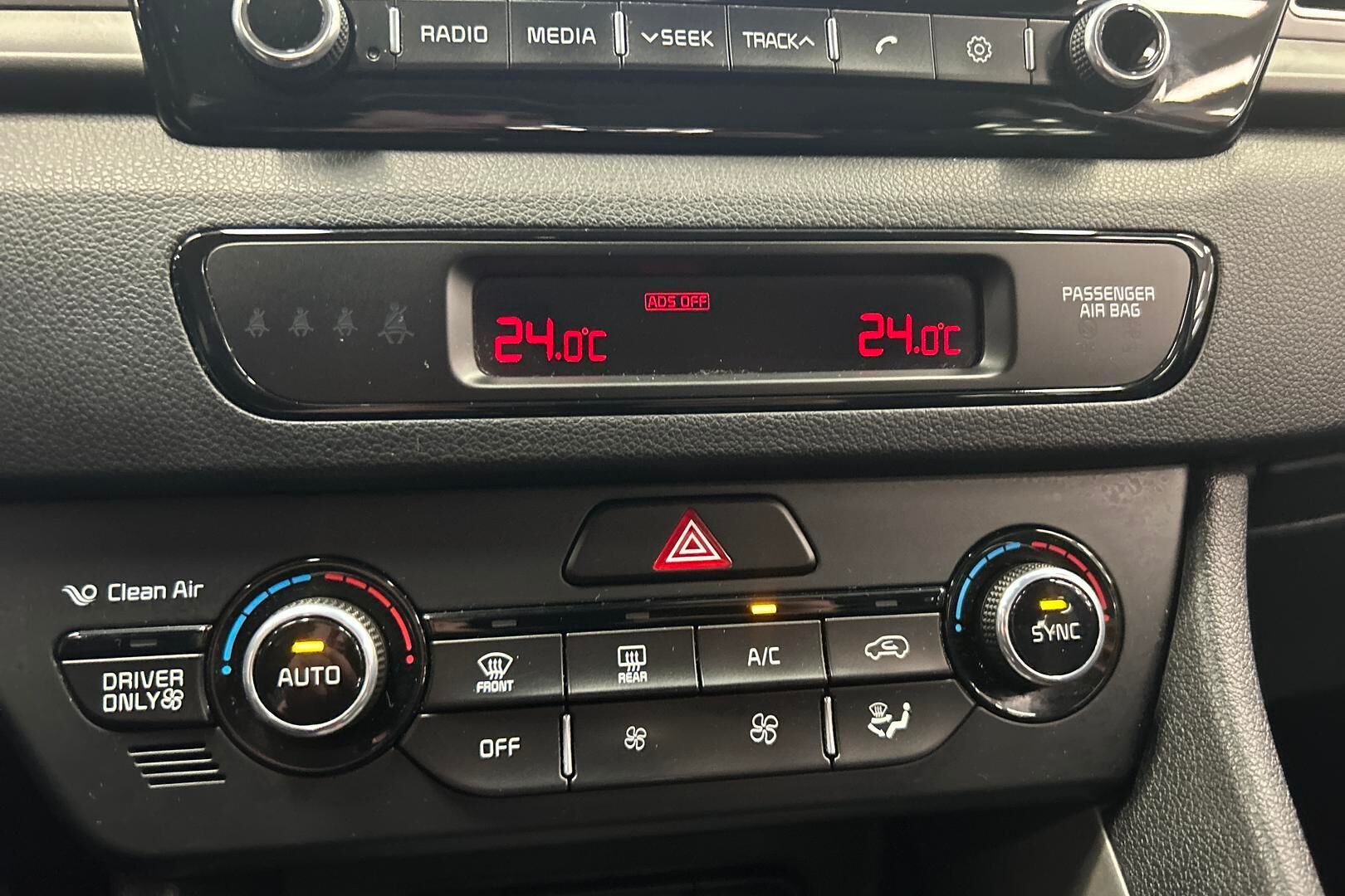 Kia Niro iso kuva 16