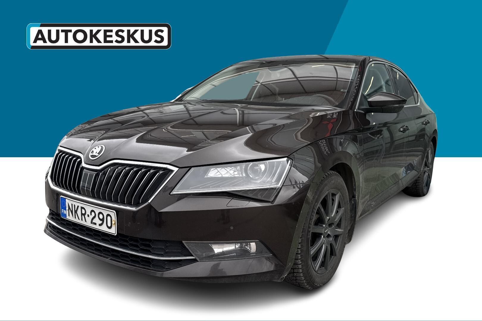 Skoda Superb iso kuva 0
