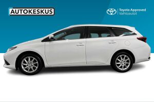 Toyota Auris esikatselu 7