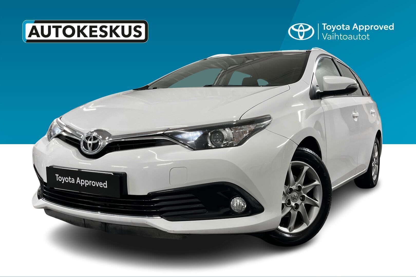 Toyota Auris iso kuva 2