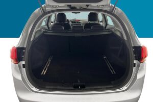 Kia cee'd esikatselu 12