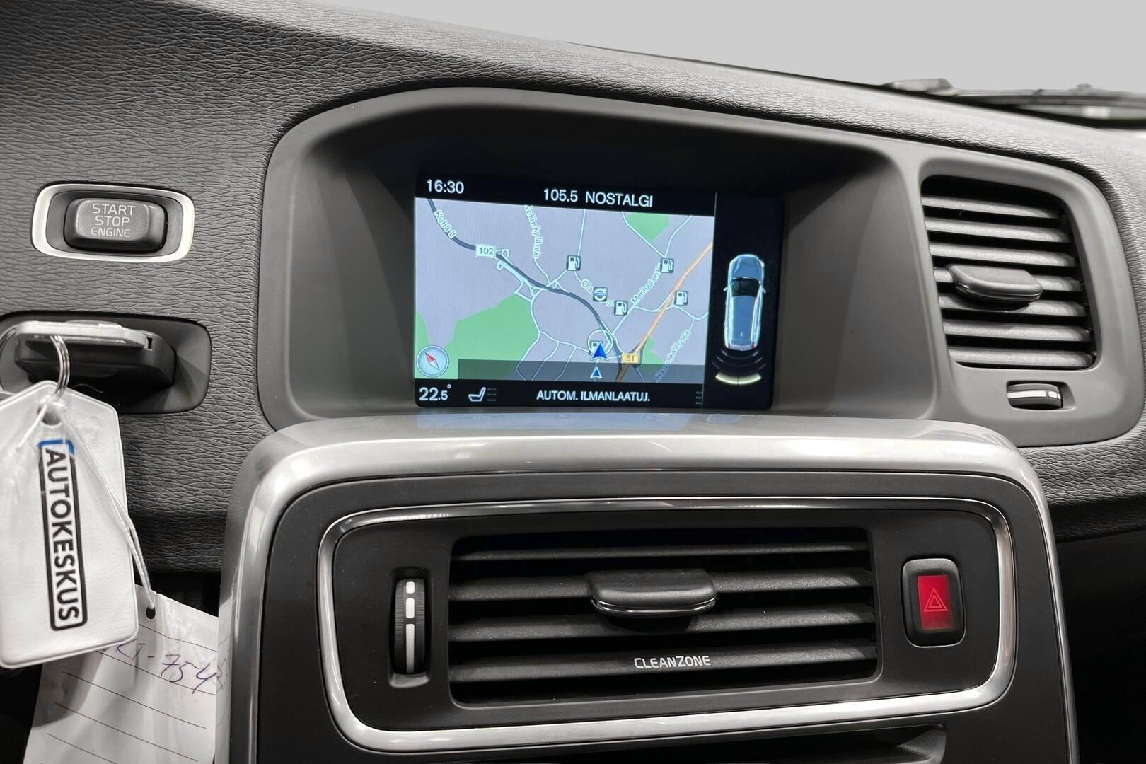 Volvo V60 iso kuva 11