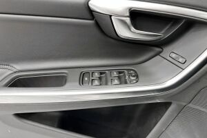 Volvo V60 esikatselu 31