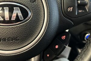 Kia Carens esikatselu 15