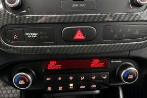 Kia Carens esikatselu 20