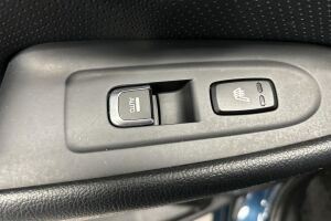 Kia Carens esikatselu 24