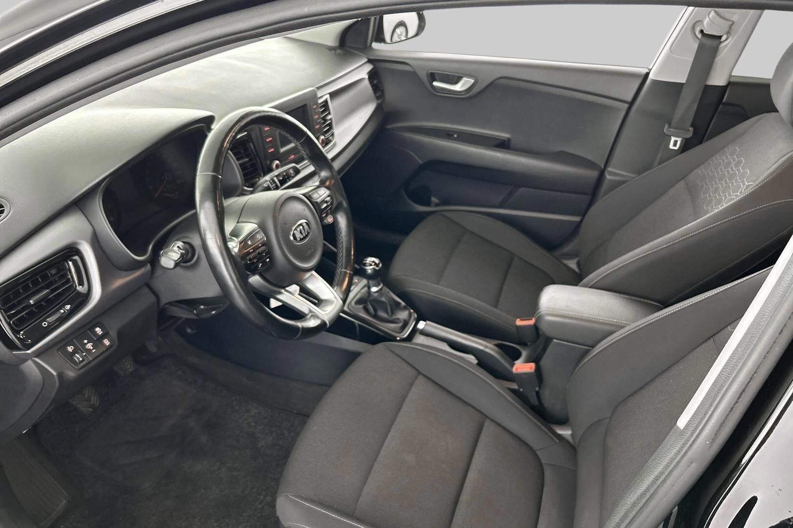 Kia Rio iso kuva 9
