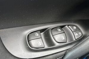 Nissan Qashqai esikatselu 25