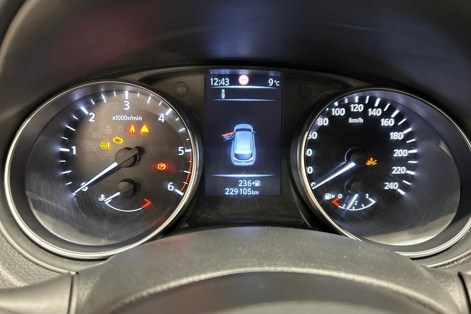 Nissan Qashqai iso kuva 12