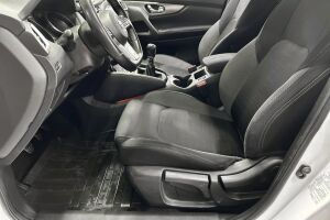 Nissan Qashqai esikatselu 7
