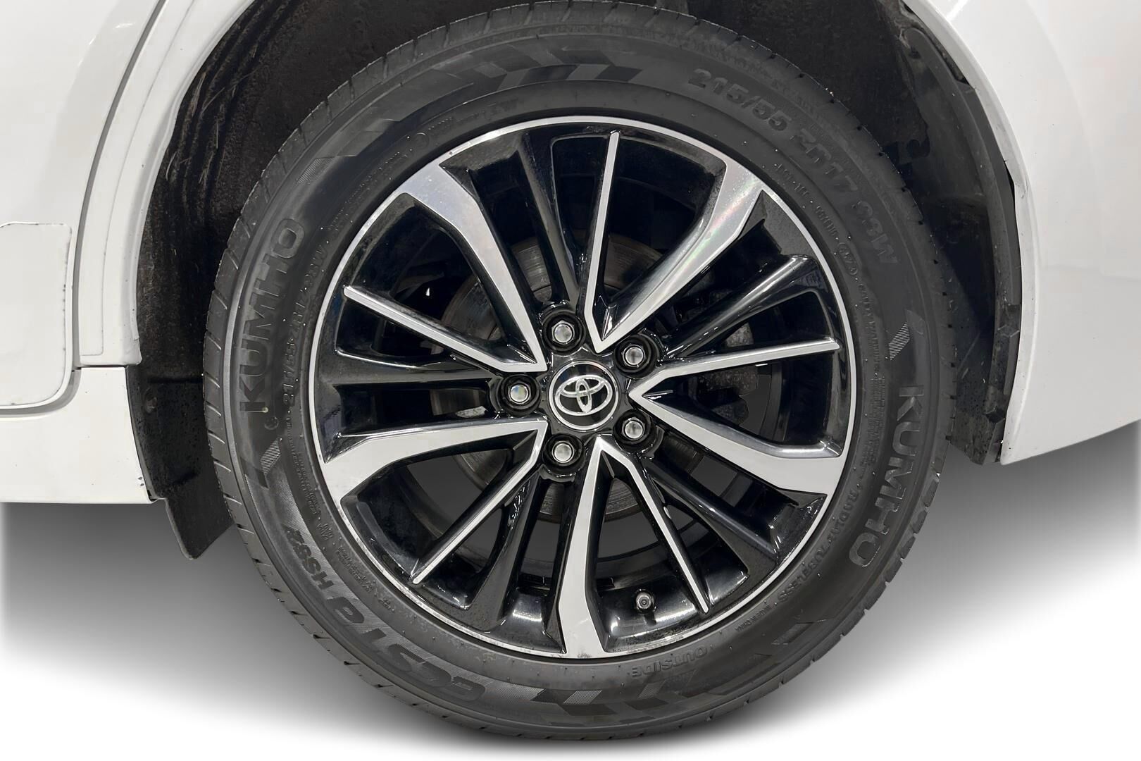 Toyota Verso iso kuva 17