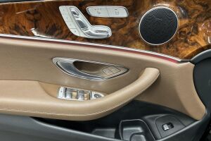 Mercedes-Benz E esikatselu 19