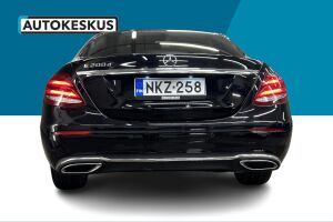 Mercedes-Benz E esikatselu 6