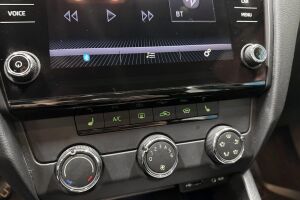 Skoda Octavia esikatselu 13