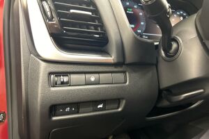 Nissan X-Trail esikatselu 18