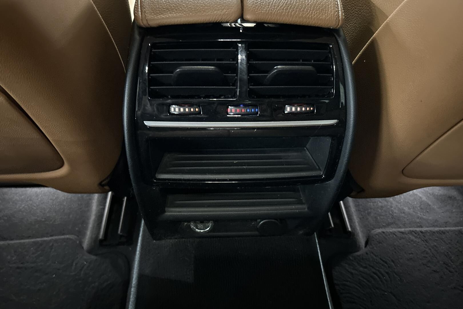 BMW 6-SARJA iso kuva 32