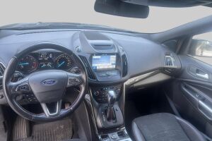 Ford Kuga esikatselu 2