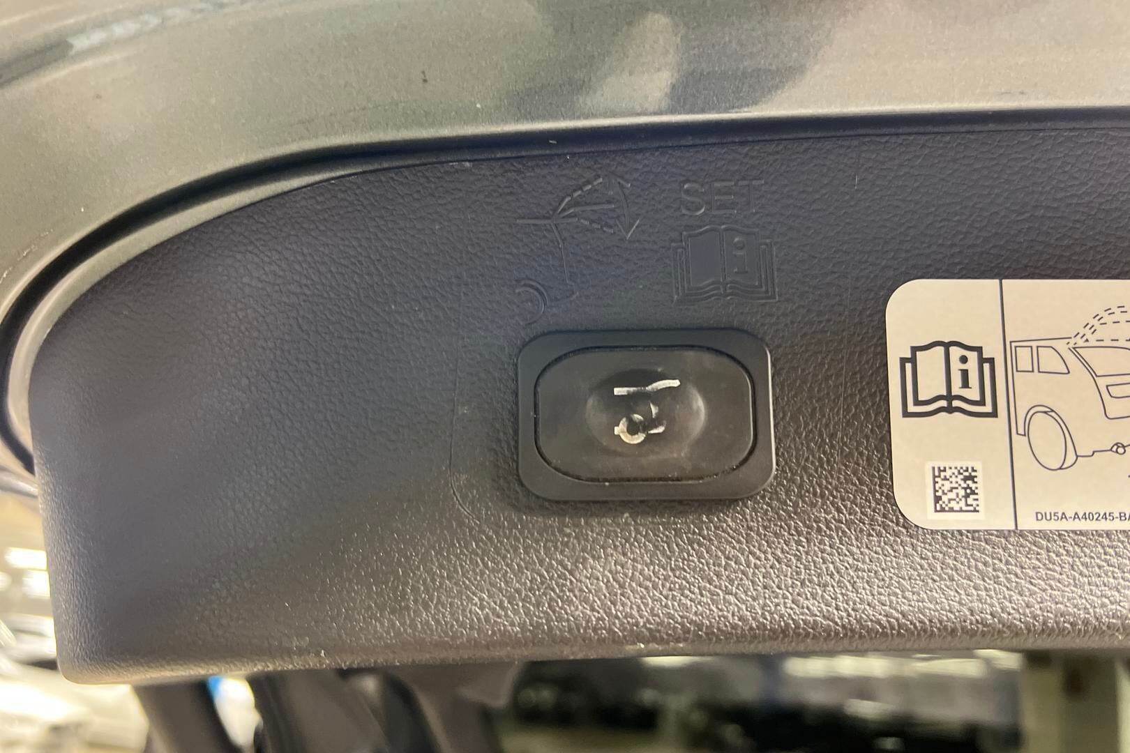 Ford Kuga iso kuva 19