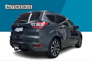 Ford Kuga esikatselu 4