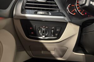 BMW X3 esikatselu 22