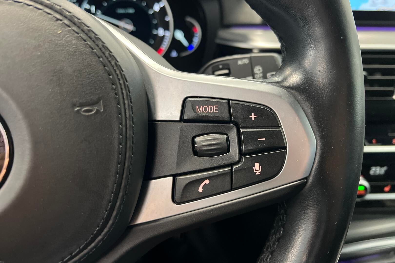 BMW 5-sarja iso kuva 18