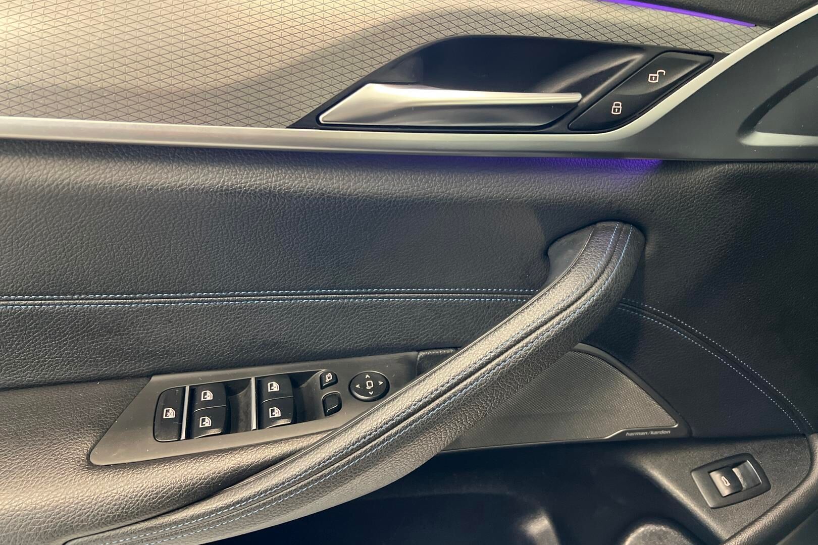 BMW 5-sarja iso kuva 21