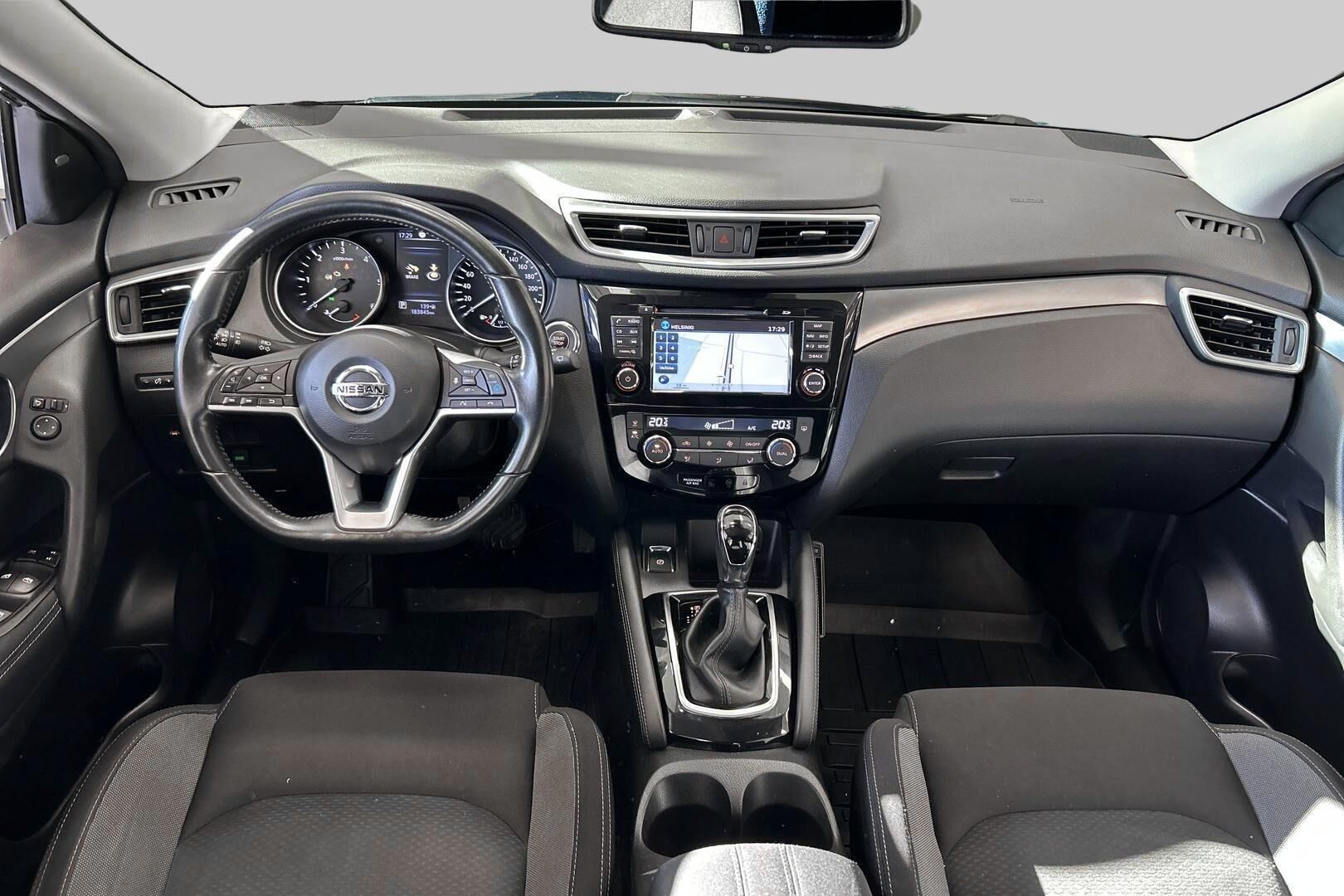 Nissan Qashqai iso kuva 11