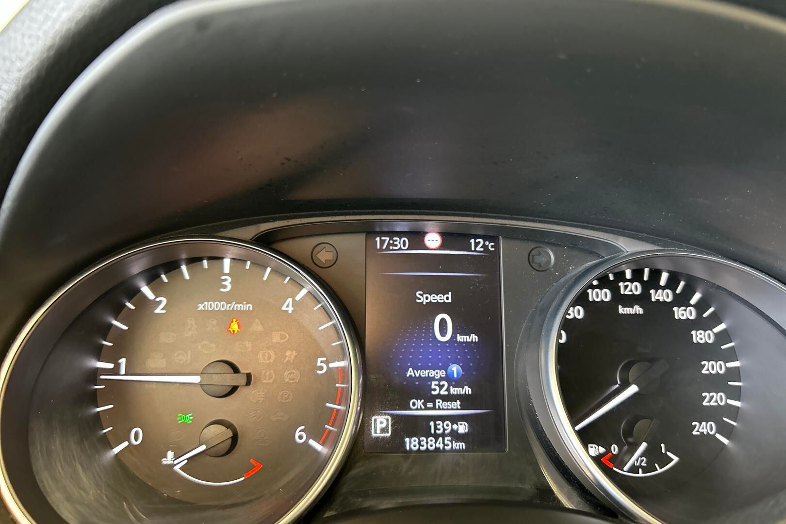 Nissan Qashqai iso kuva 14