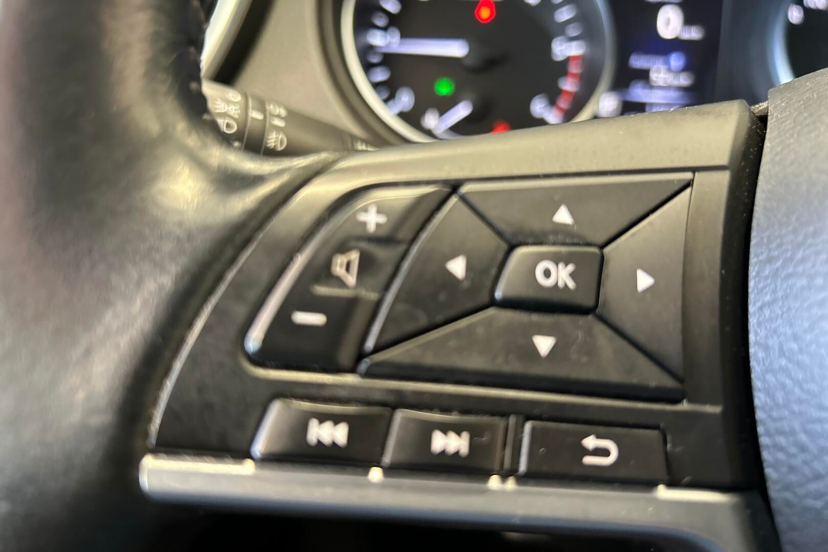 Nissan Qashqai iso kuva 21