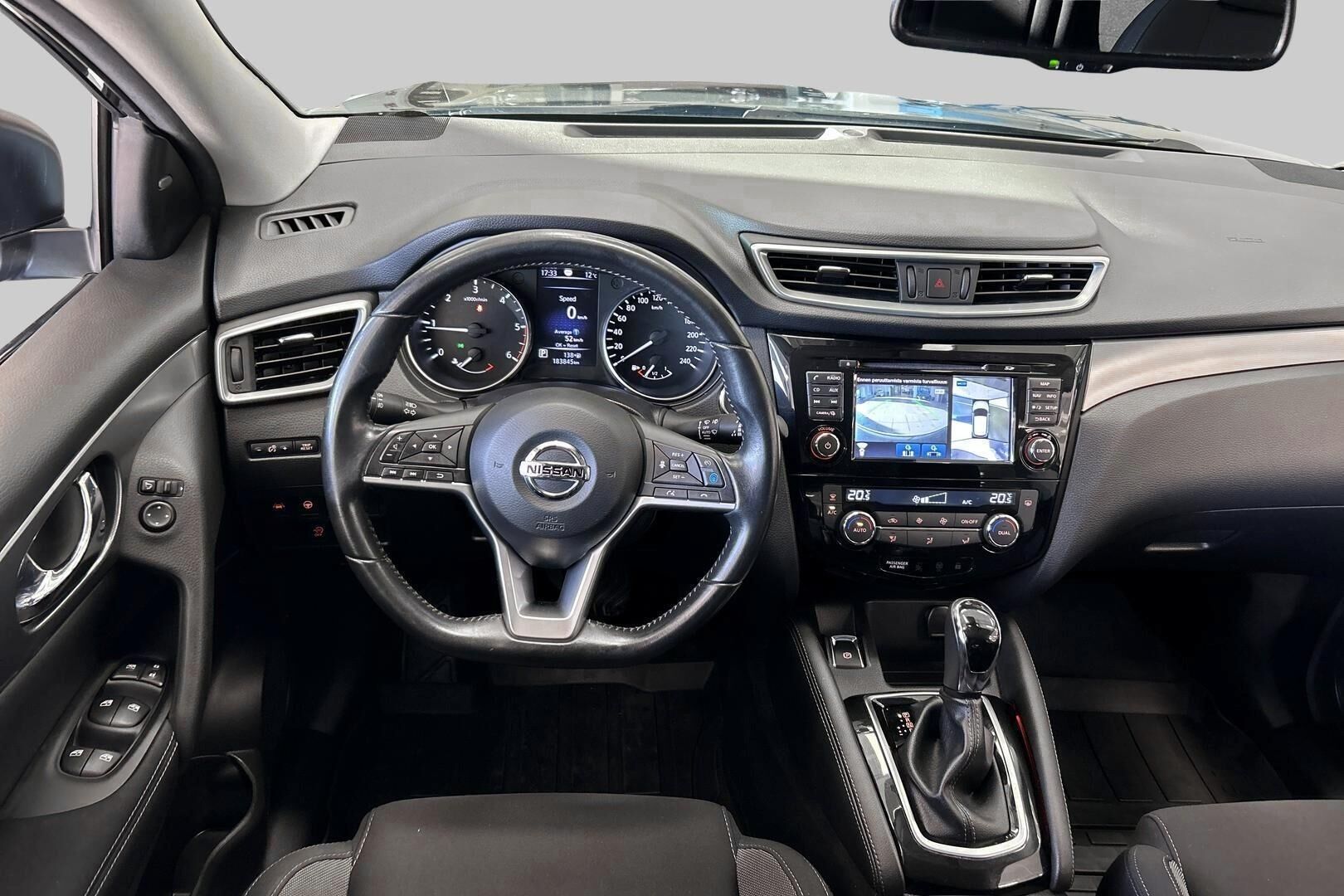 Nissan Qashqai iso kuva 25