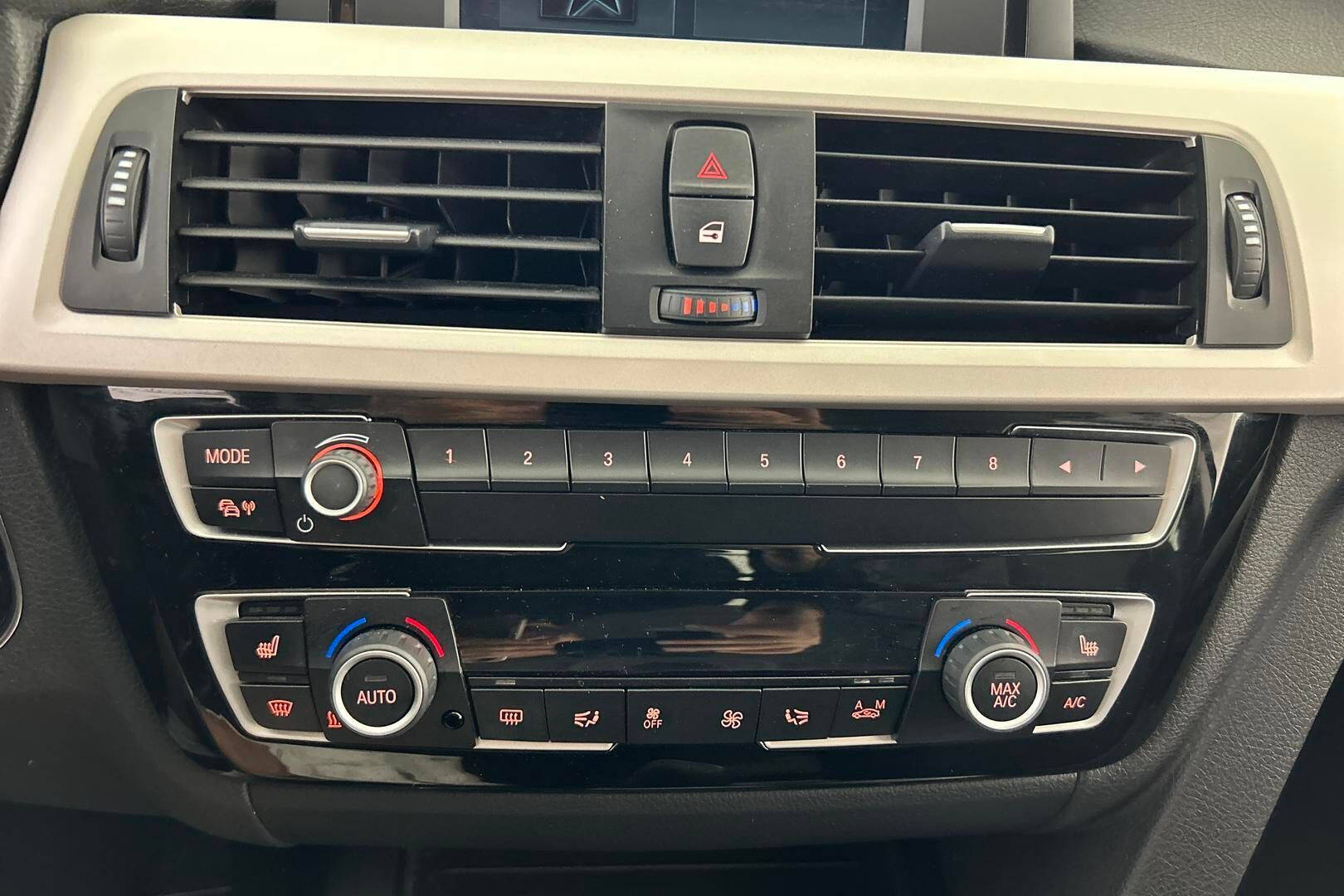 BMW 3-SARJA iso kuva 22
