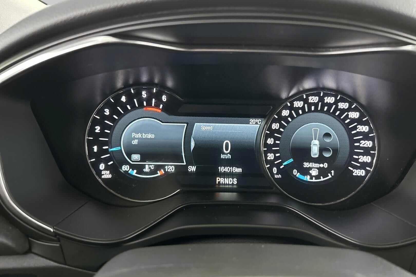 Ford Mondeo iso kuva 12