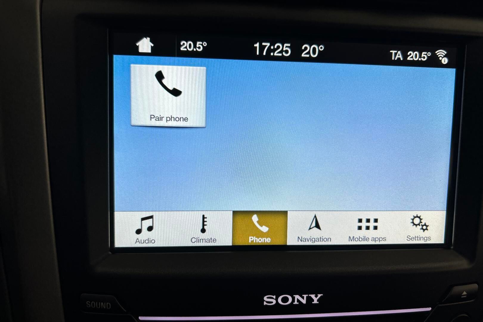 Ford Mondeo iso kuva 14