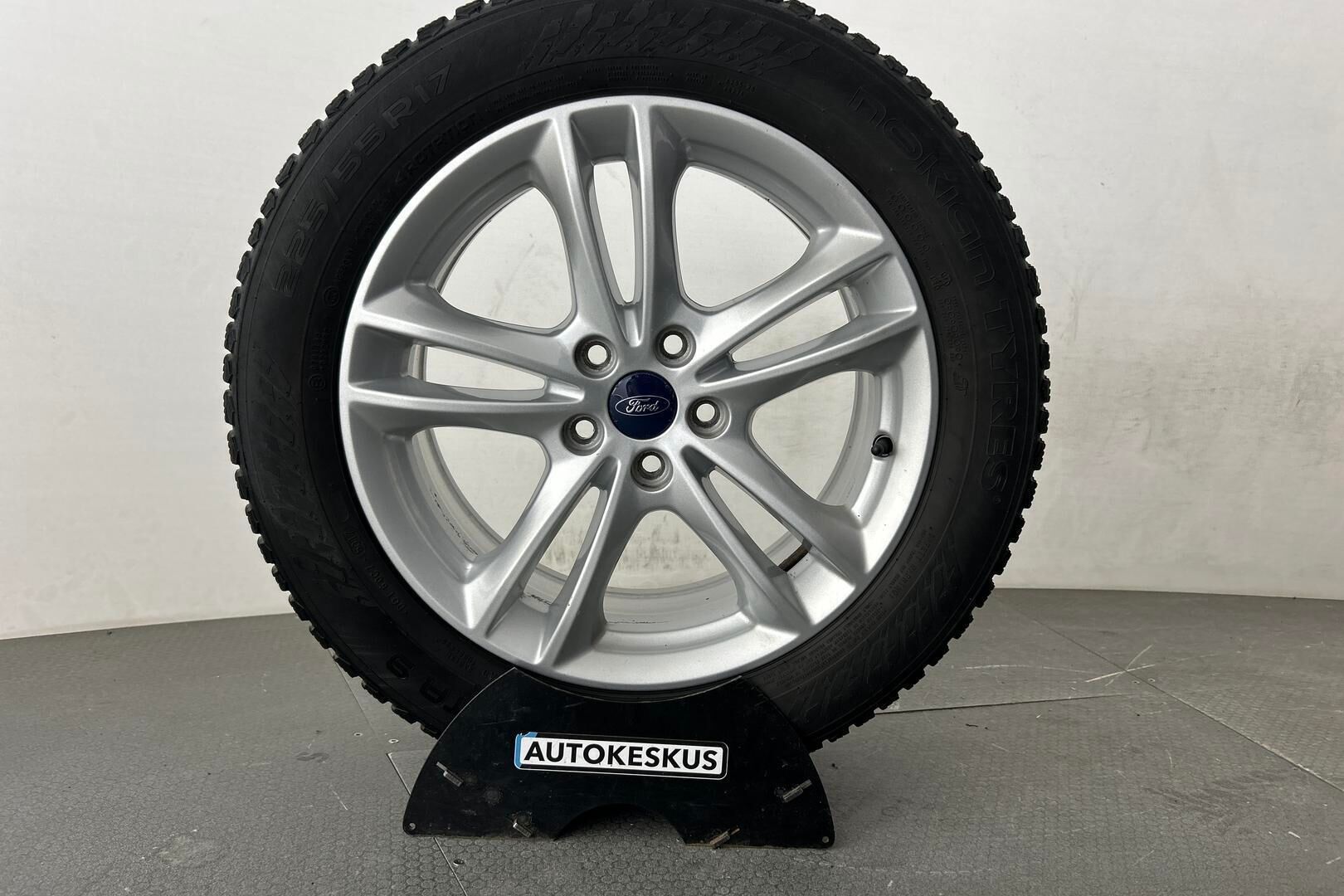 Ford Mondeo iso kuva 27