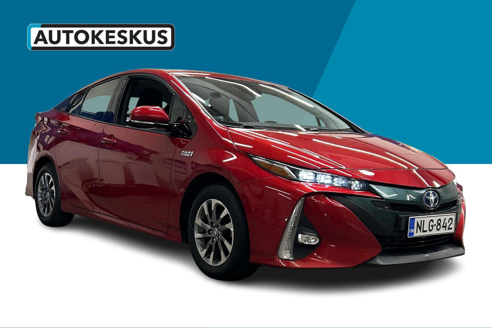 Toyota Prius Plug-in iso kuva 3