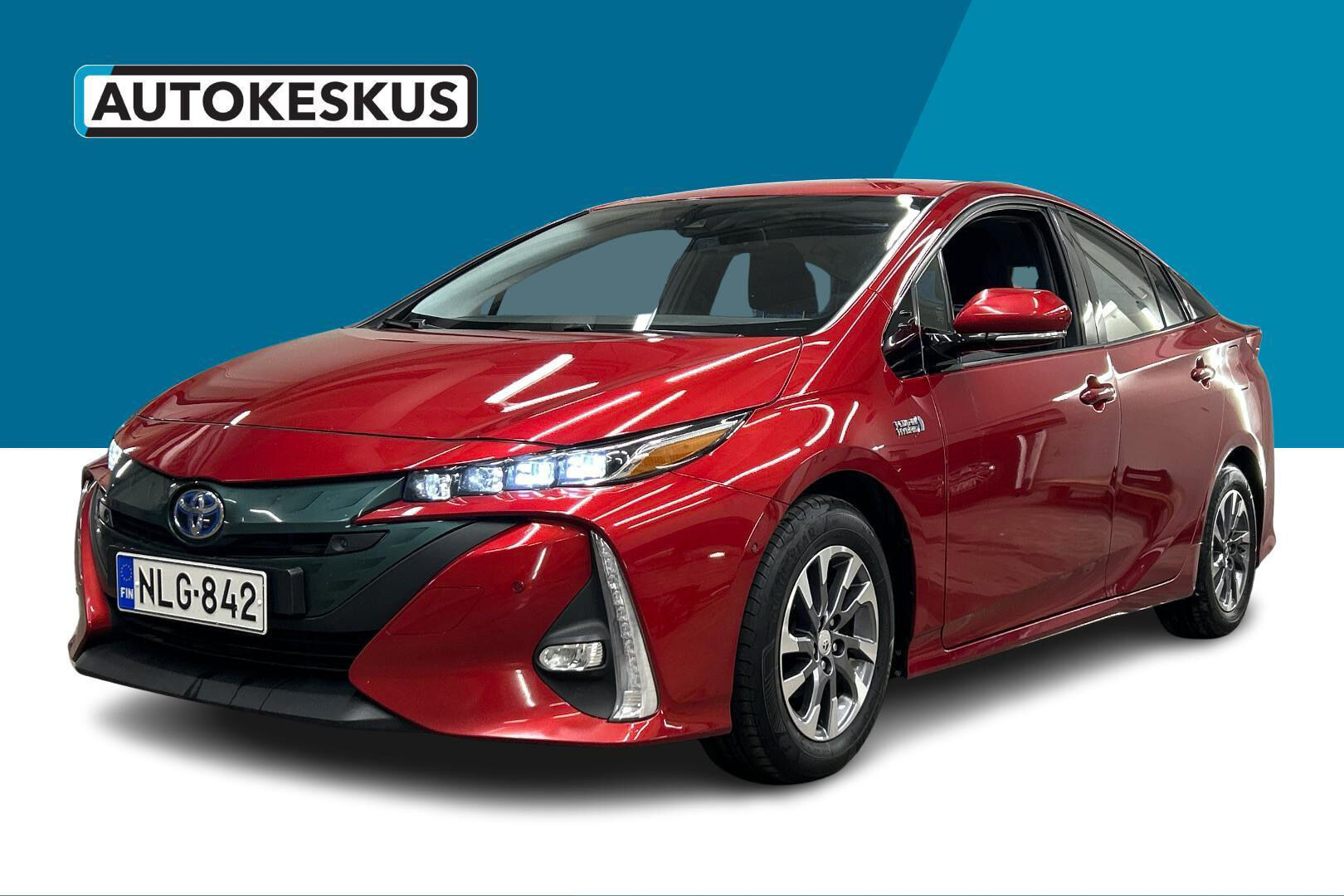 Toyota Prius Plug-in iso kuva 0