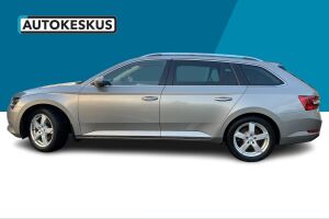 Skoda Superb esikatselu 7