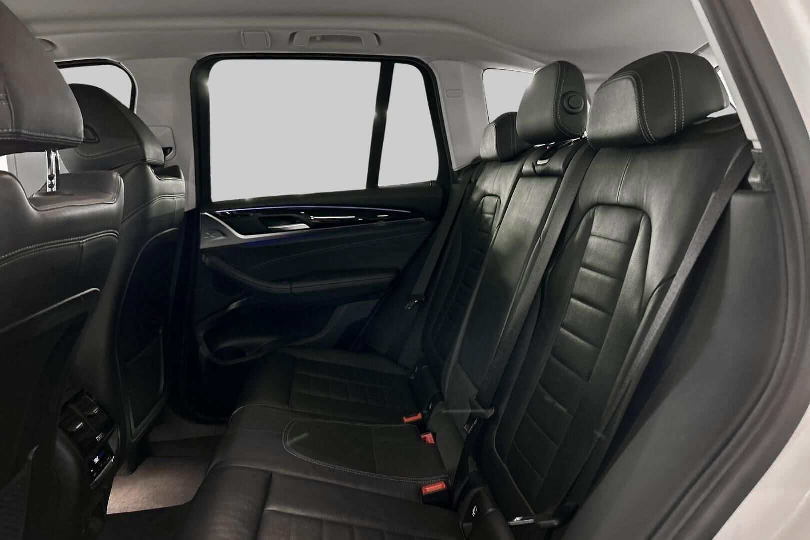 BMW X3 iso kuva 10