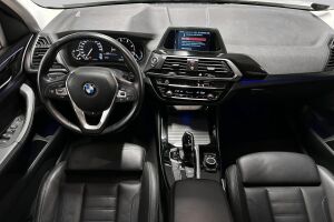 BMW X3 esikatselu 11