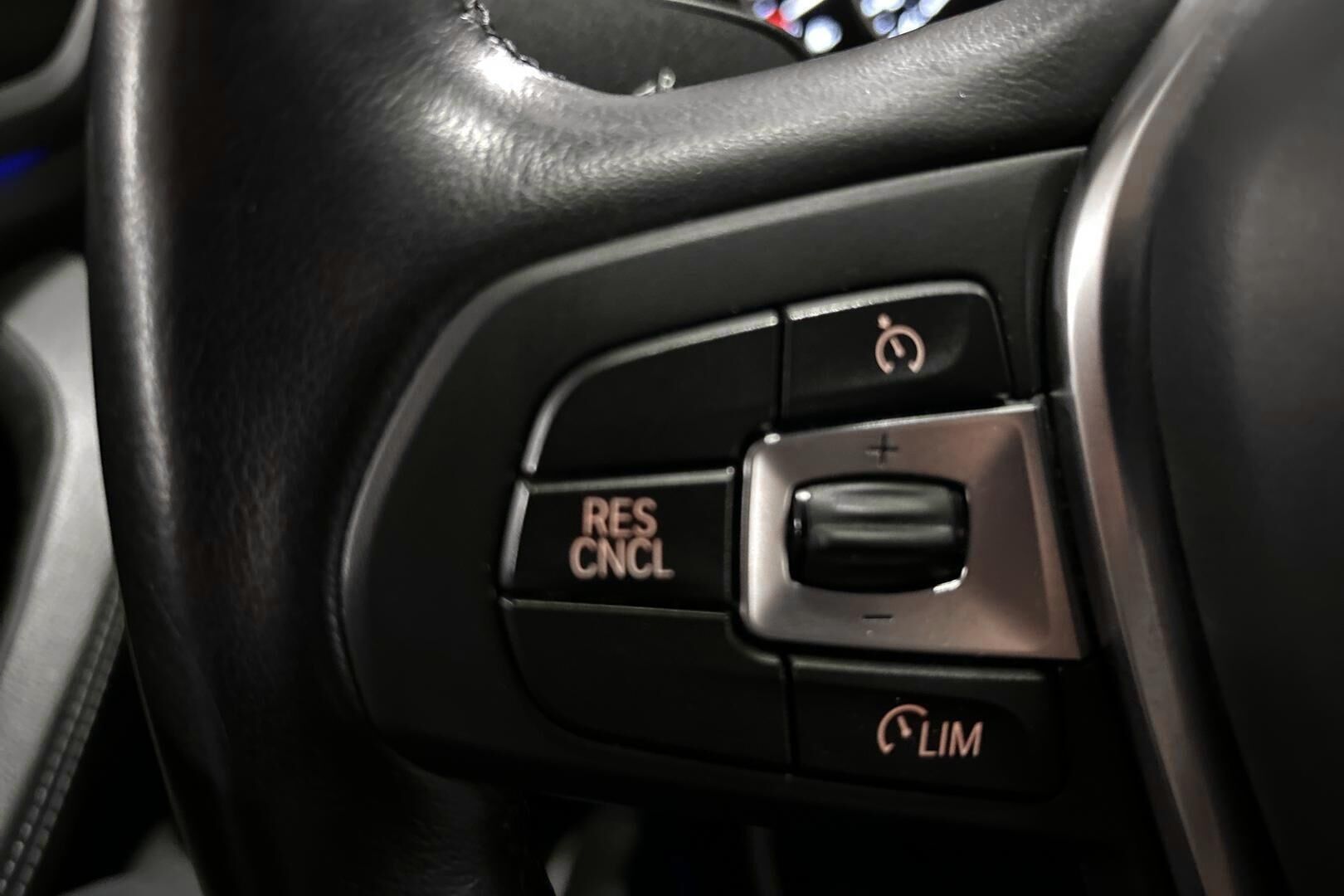 BMW X3 iso kuva 21