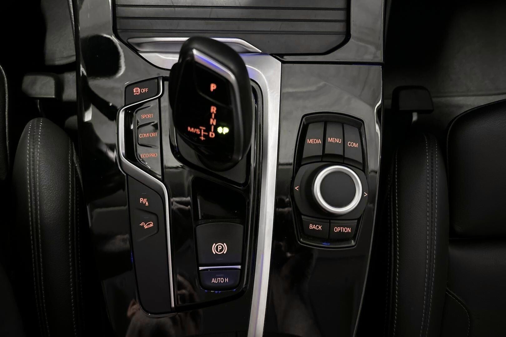 BMW X3 iso kuva 26