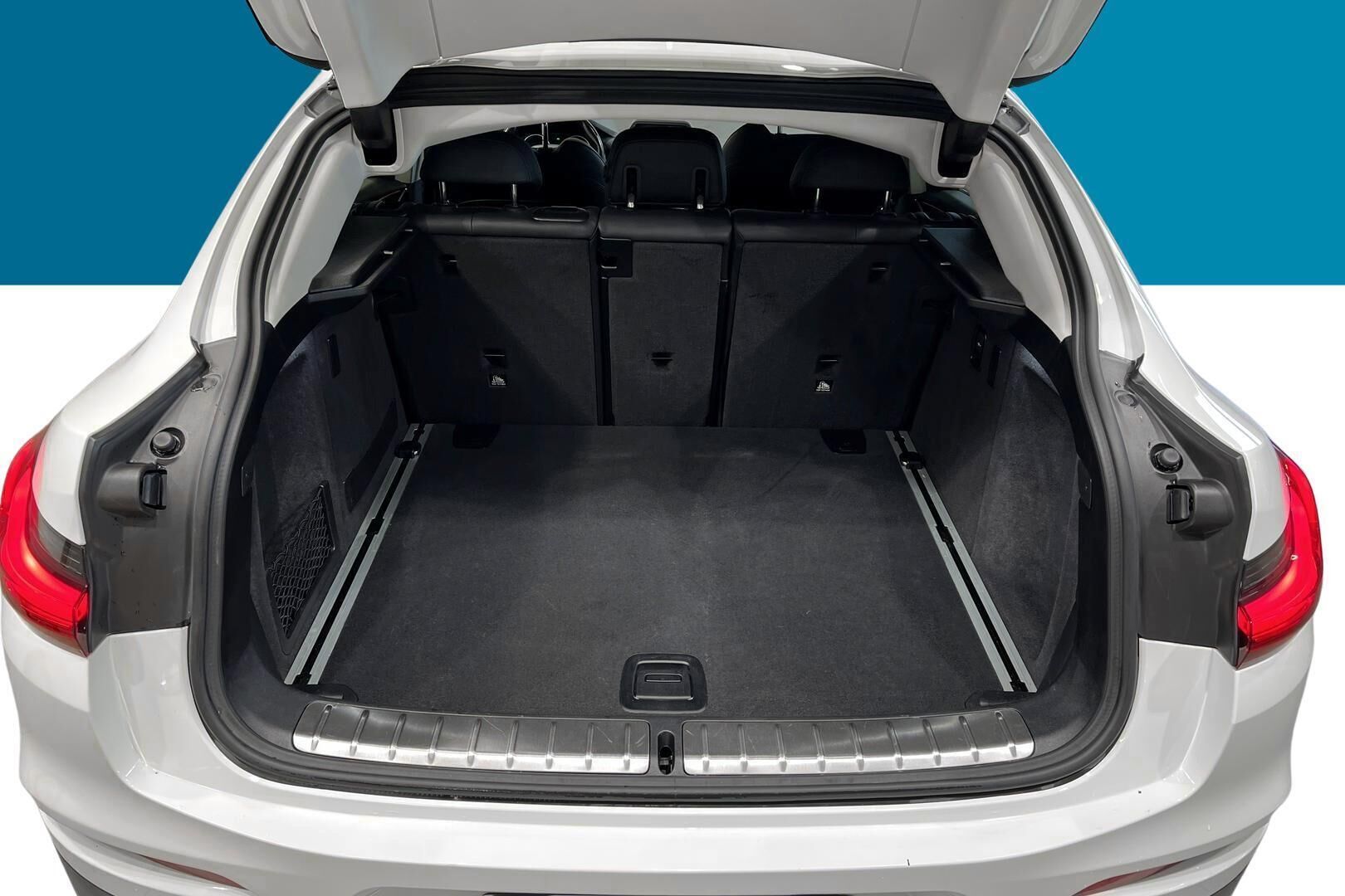 BMW X4 iso kuva 12