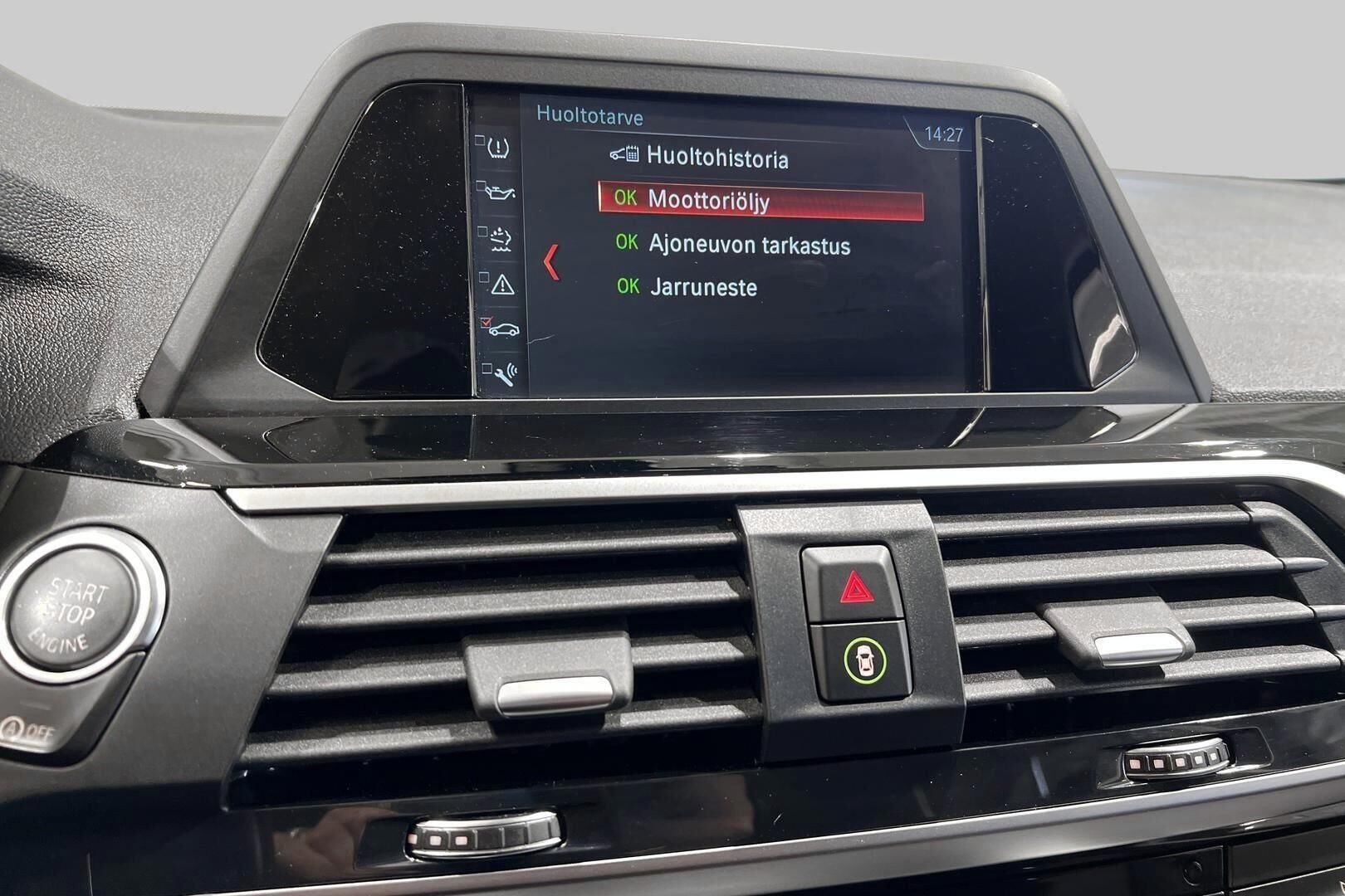BMW X4 iso kuva 16