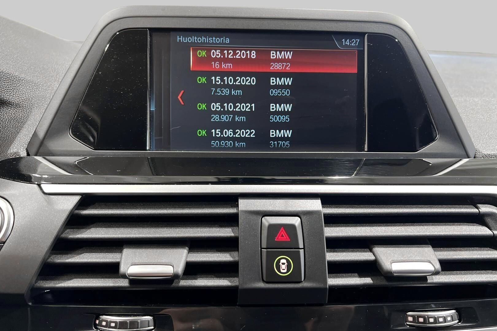 BMW X4 iso kuva 17