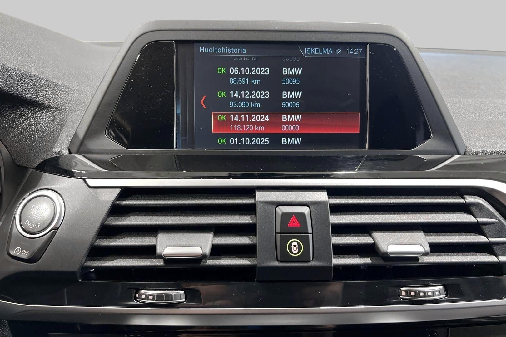 BMW X4 iso kuva 18