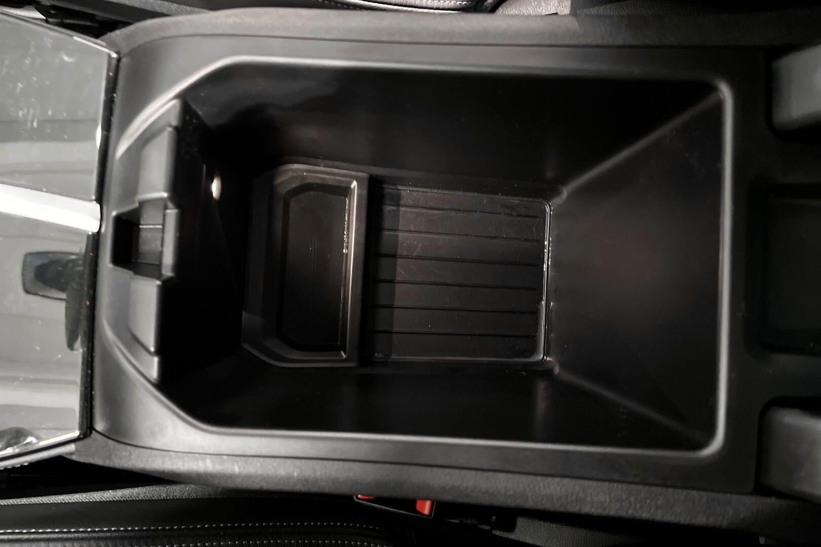 BMW X4 iso kuva 25