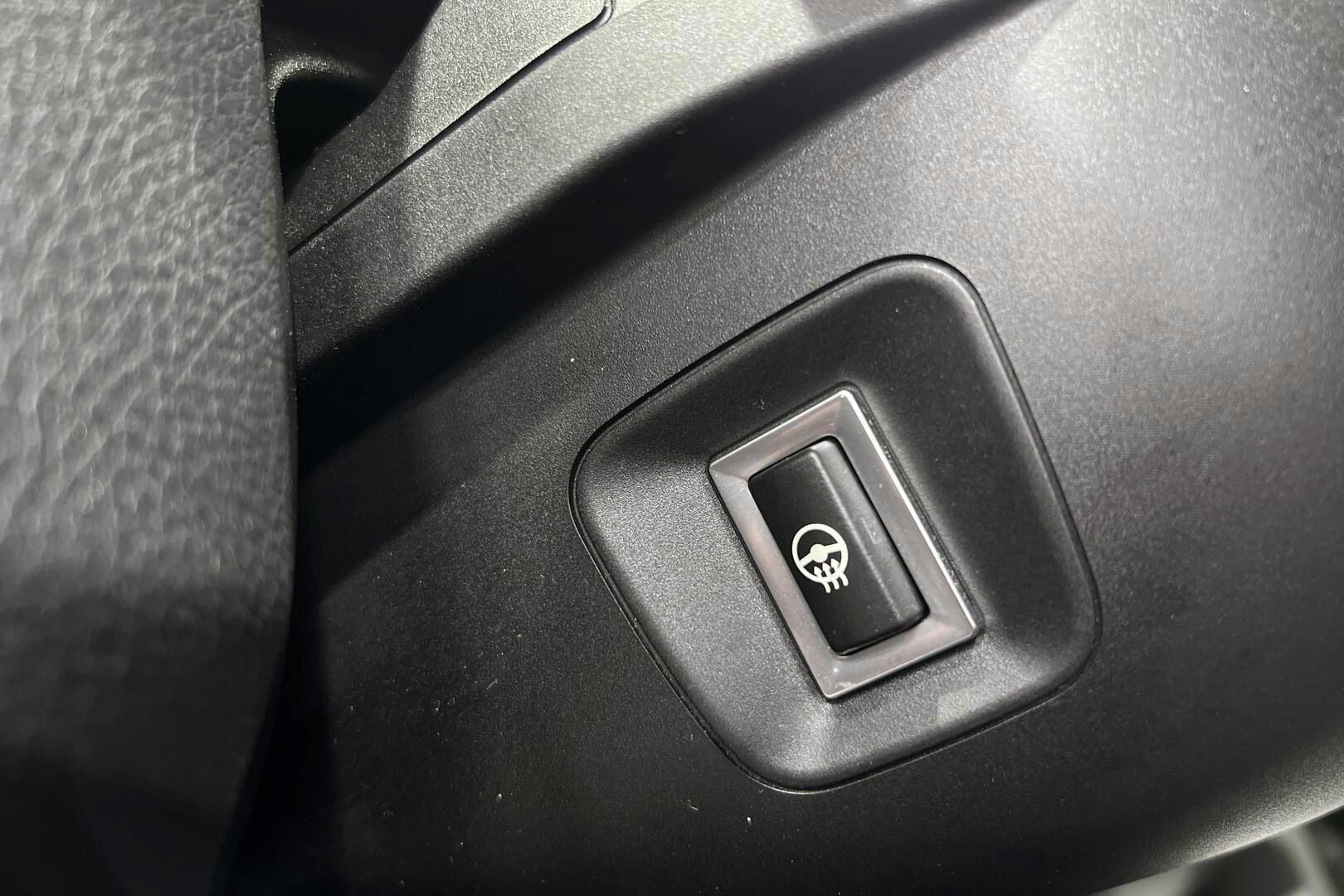 BMW 3-sarja iso kuva 14