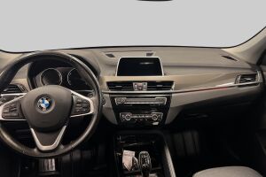 BMW X1 esikatselu 11