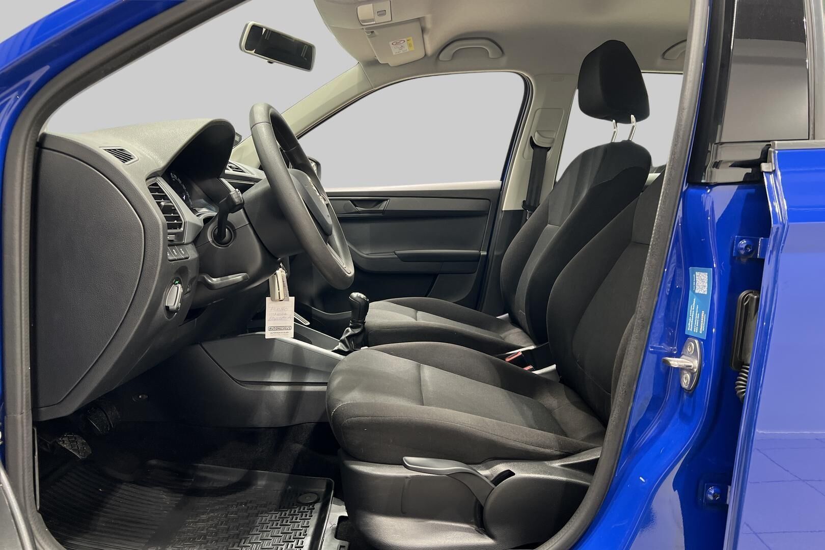 Skoda Fabia iso kuva 7